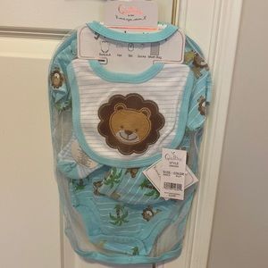 Quiltex 5 Piece Layette Set
